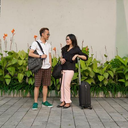 Reddoorz Plus Near Palembang Indah Mall Zewnętrze zdjęcie