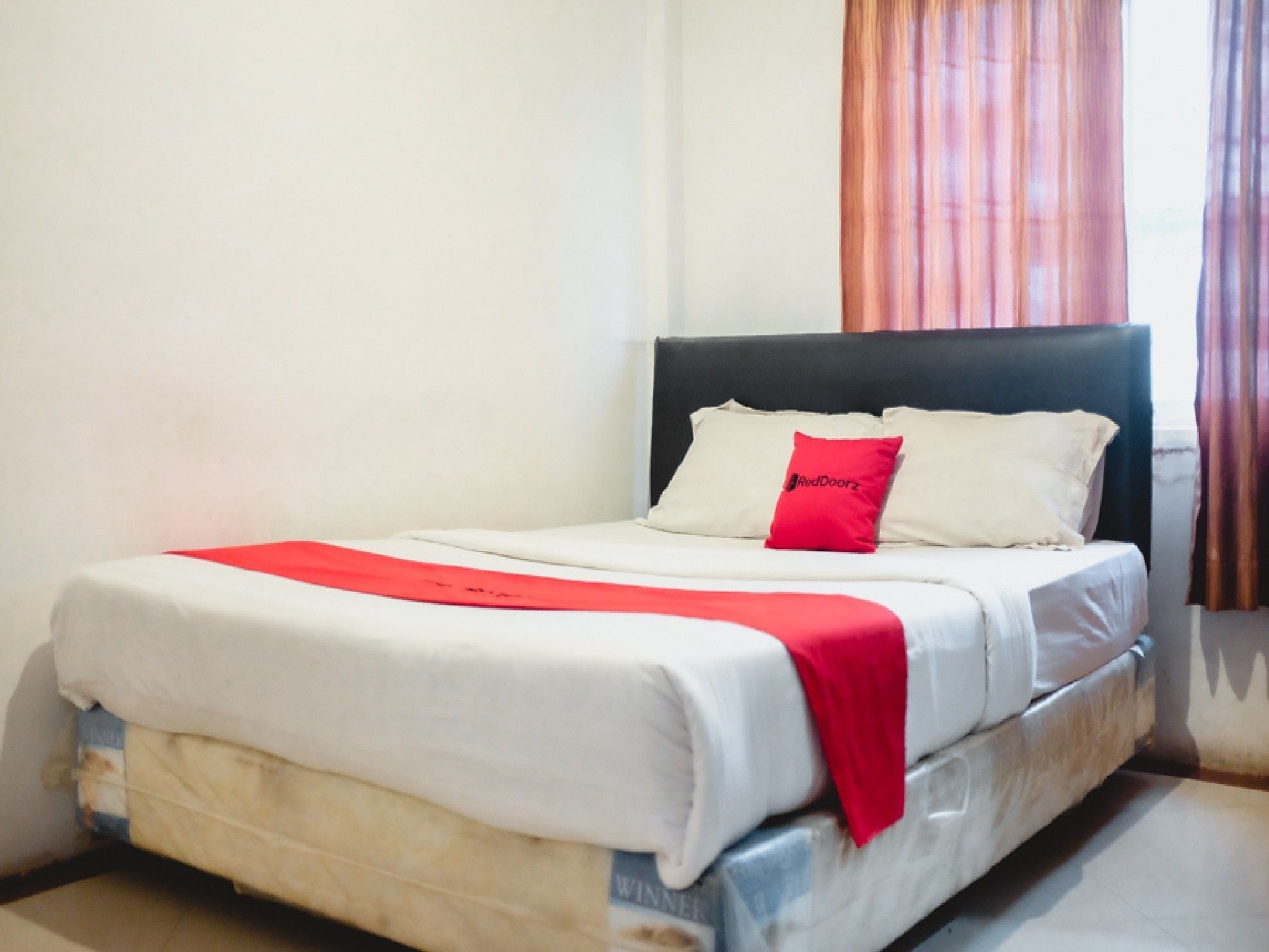 Reddoorz Plus Near Palembang Indah Mall Zewnętrze zdjęcie