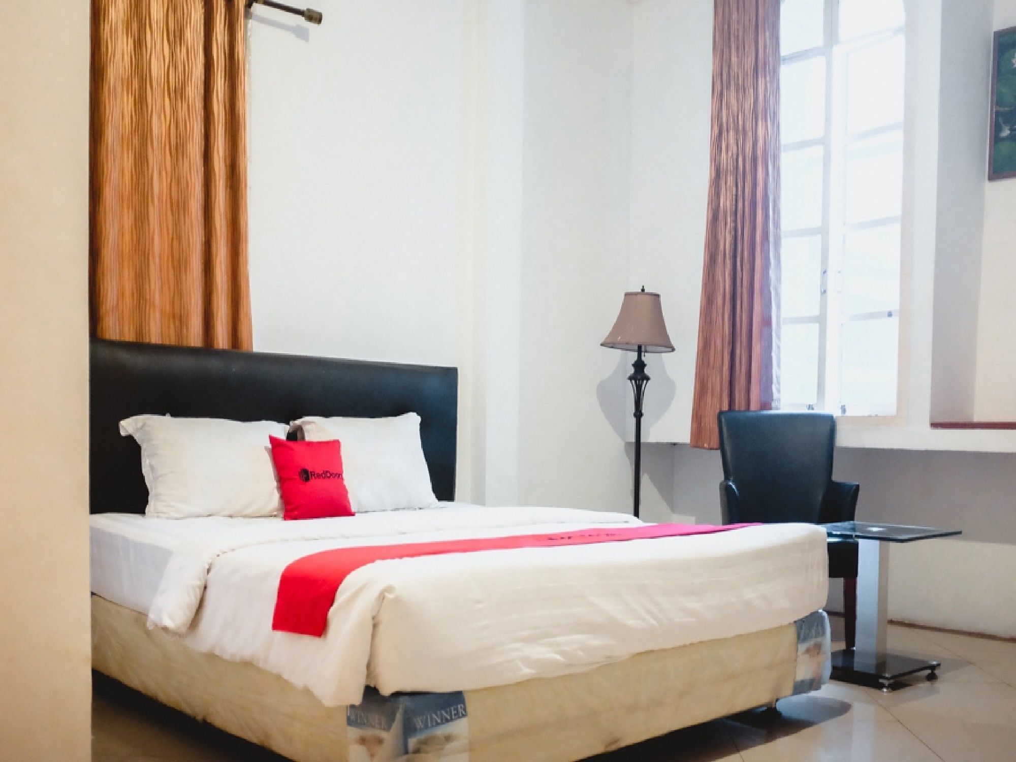 Reddoorz Plus Near Palembang Indah Mall Zewnętrze zdjęcie