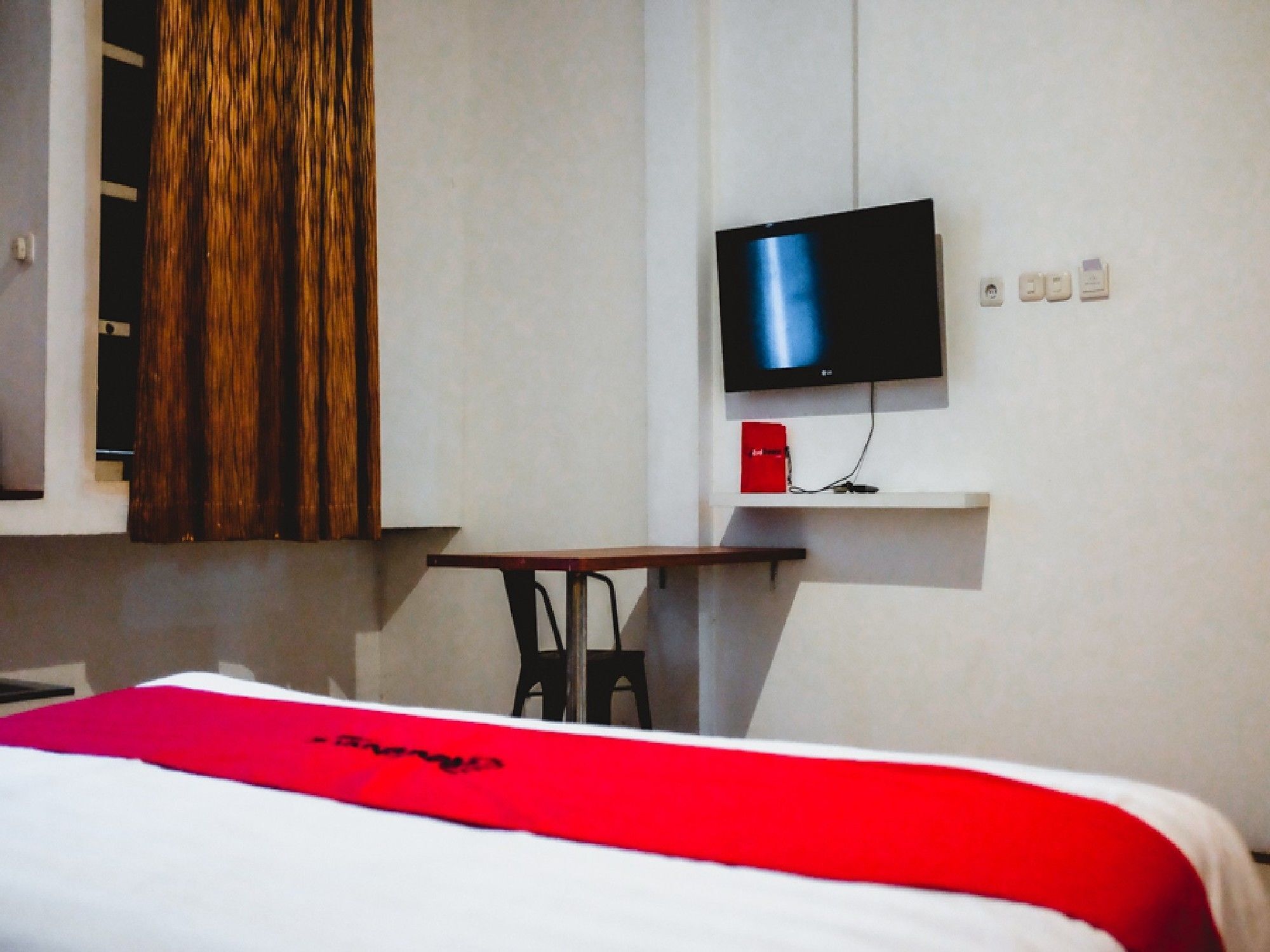 Reddoorz Plus Near Palembang Indah Mall Zewnętrze zdjęcie